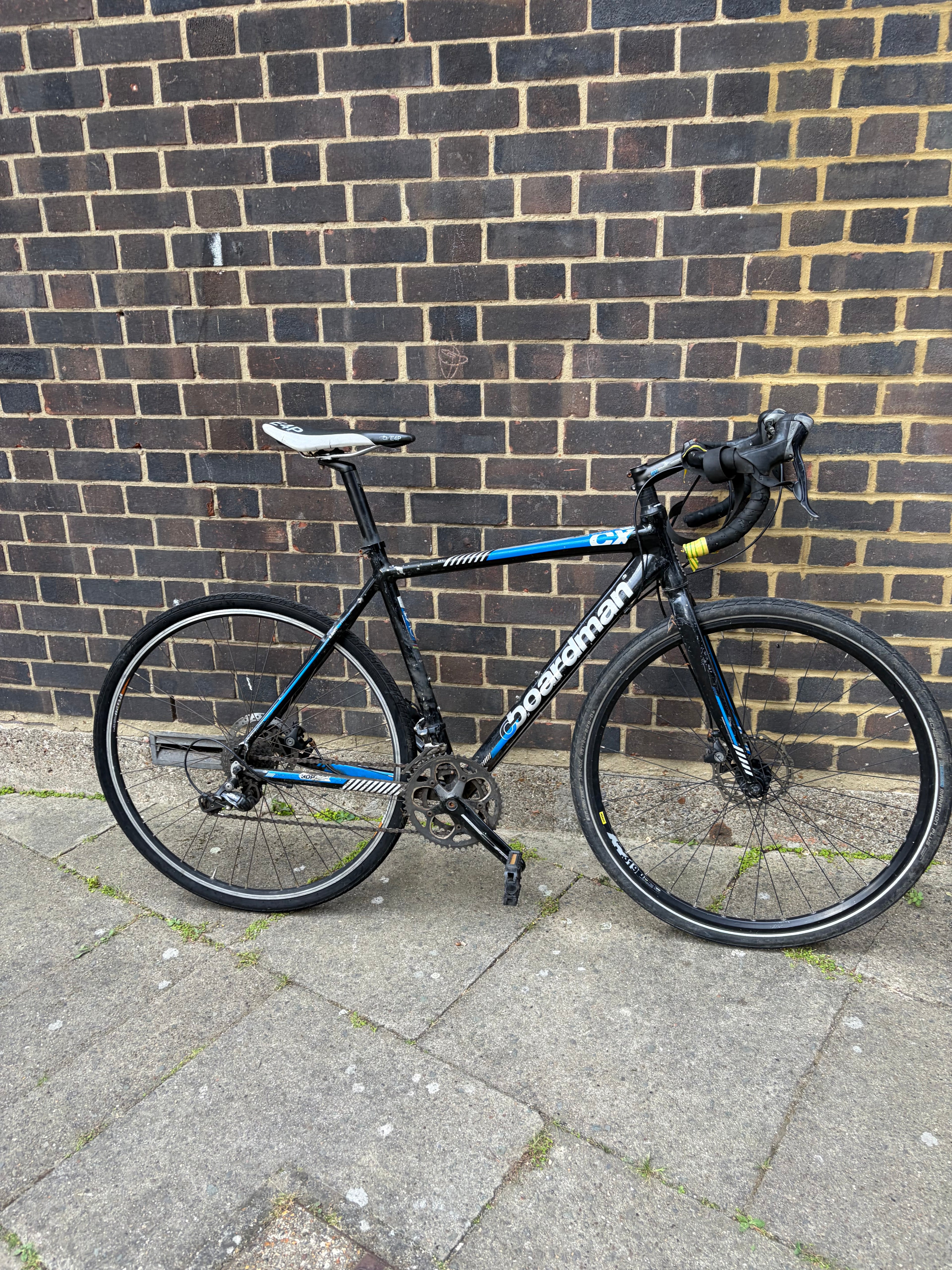 Boardman CX Comp 3XB Disc Gravel/Cyclocross Bike – Black/Blue (Large)