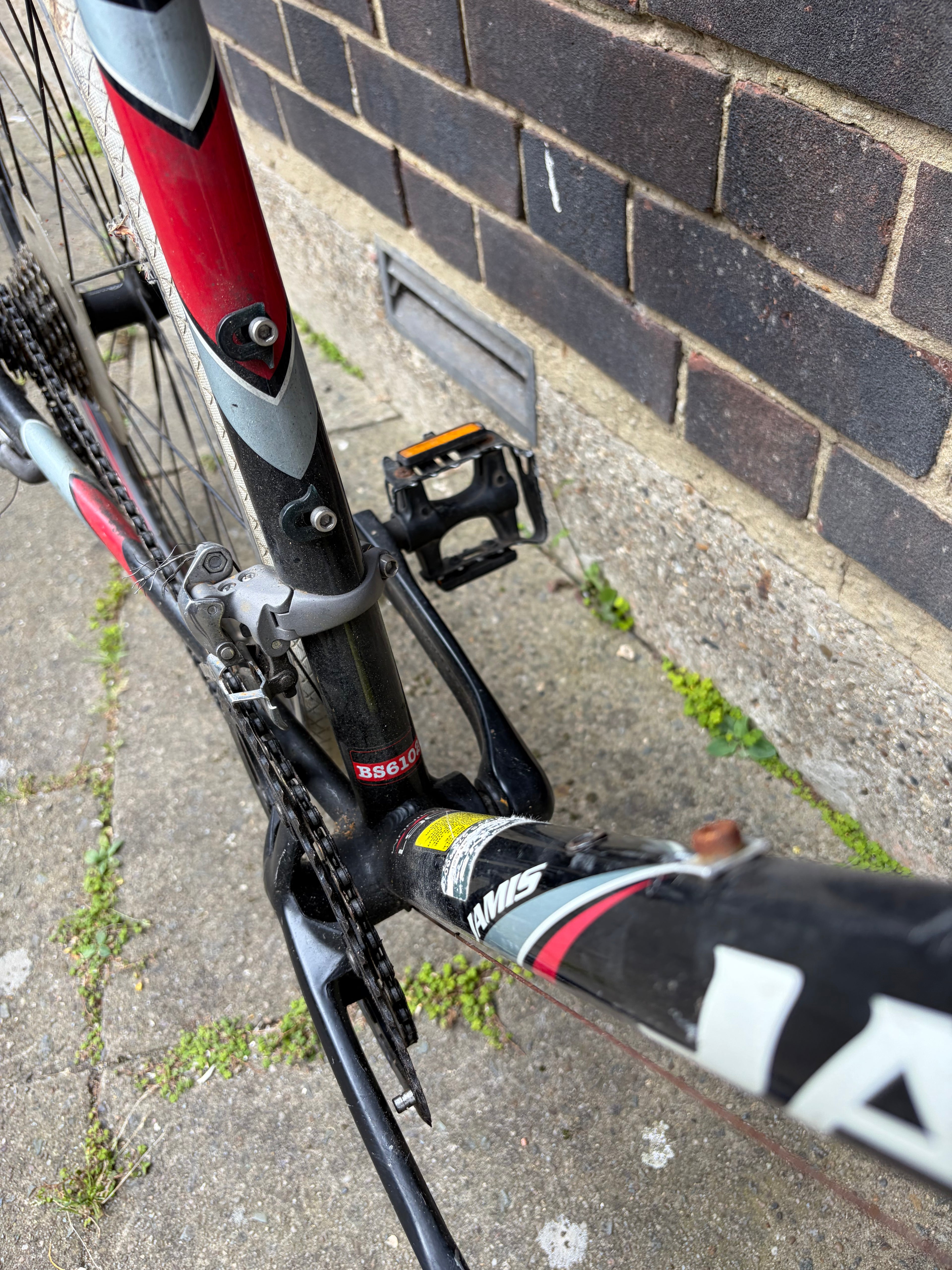 Jamis Ventura Sport Road Bike – Black/Red (54cm Frame)
