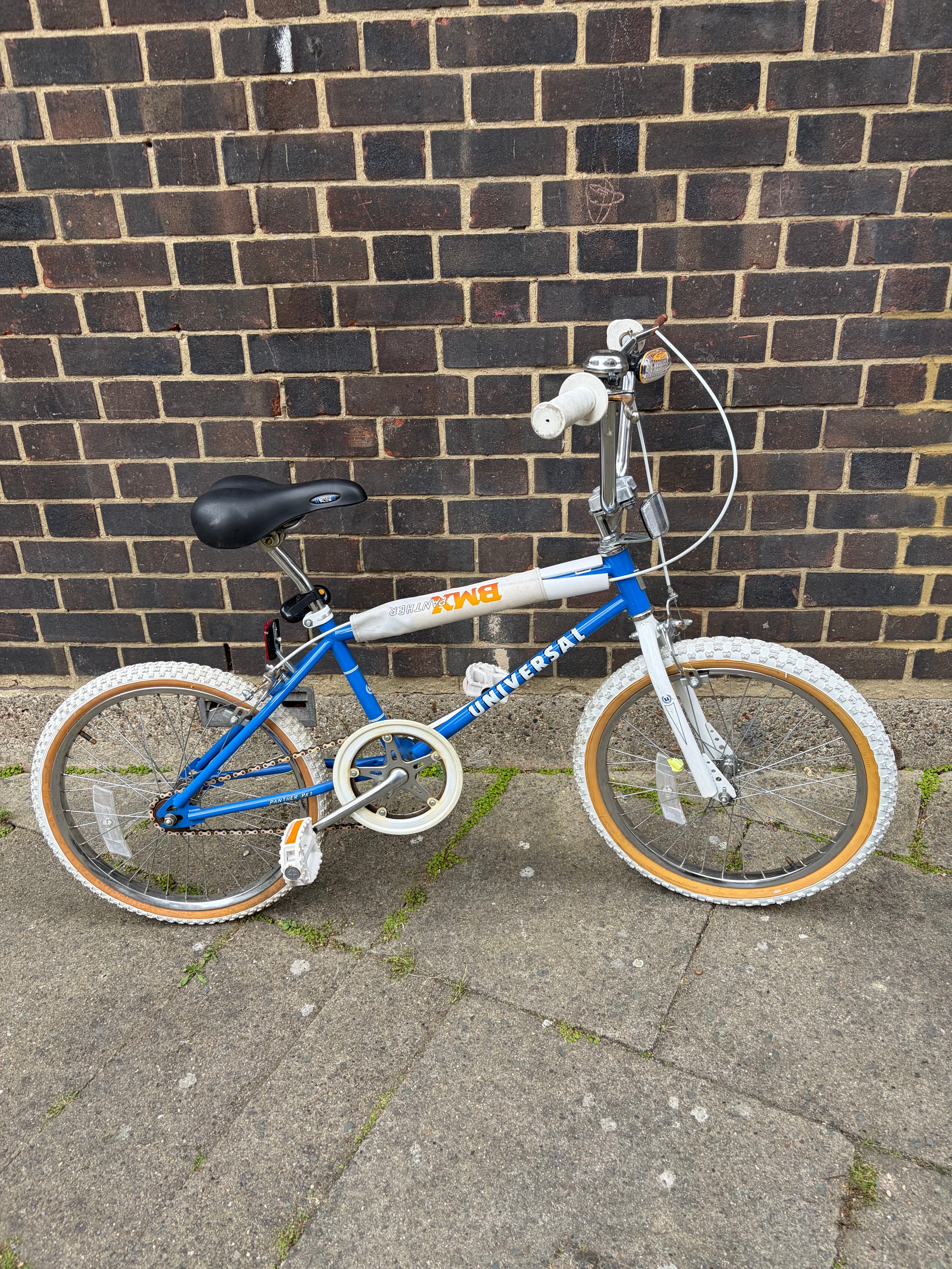 Universal Panther Vintage Old School BMX Bike – Blue/White (Single Speed)