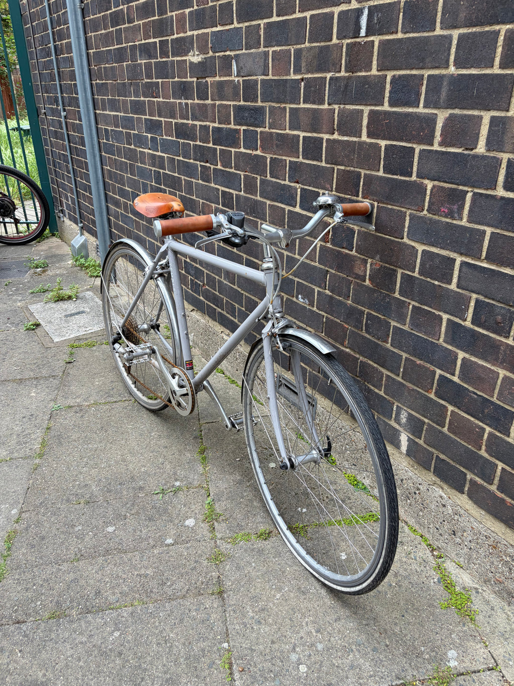 Temple Cycles Classic Lightweight Heritage Urban Bike – Slate Grey (Medium)