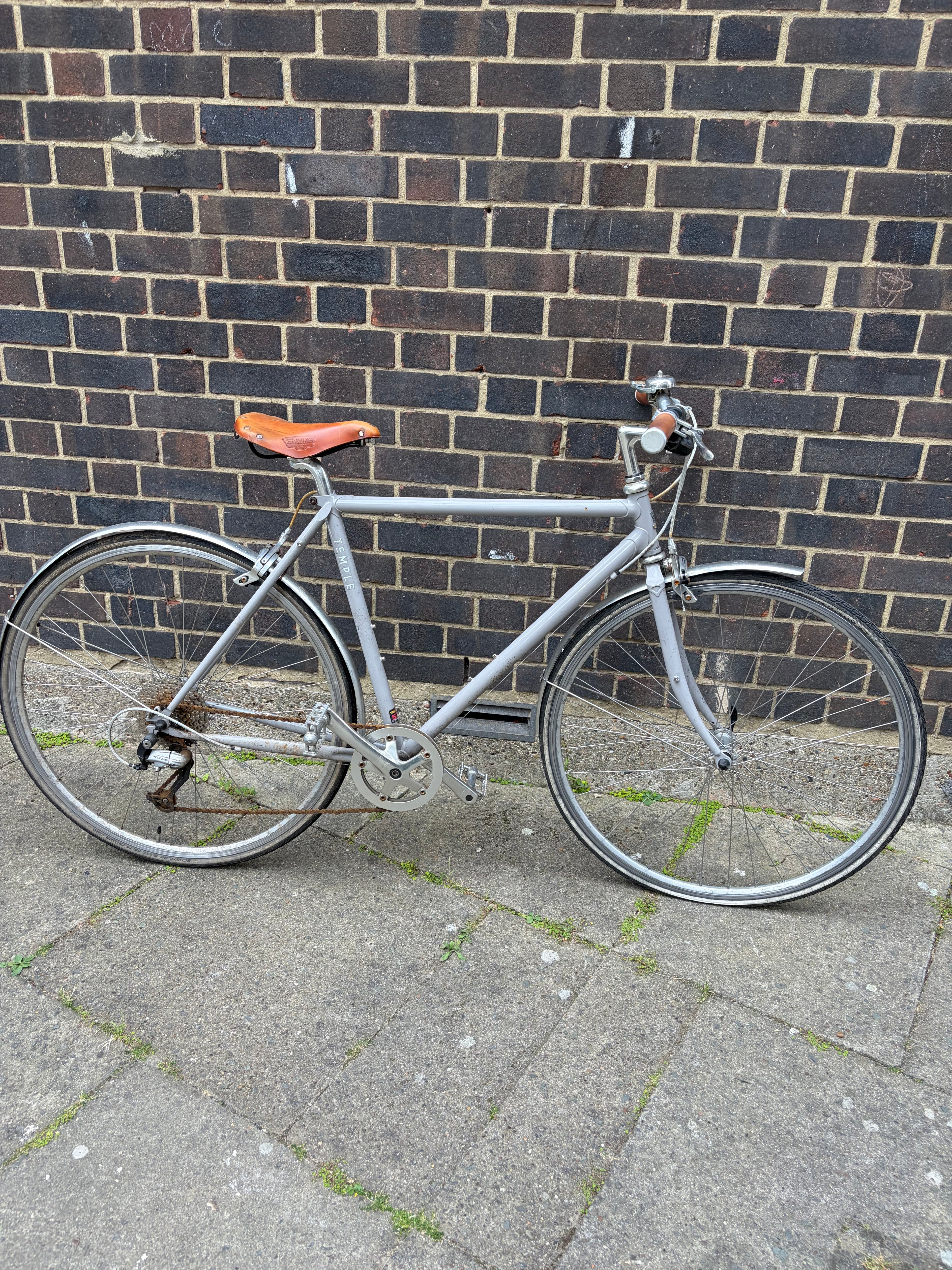 Temple Cycles Classic Lightweight Heritage Urban Bike – Slate Grey (Medium)
