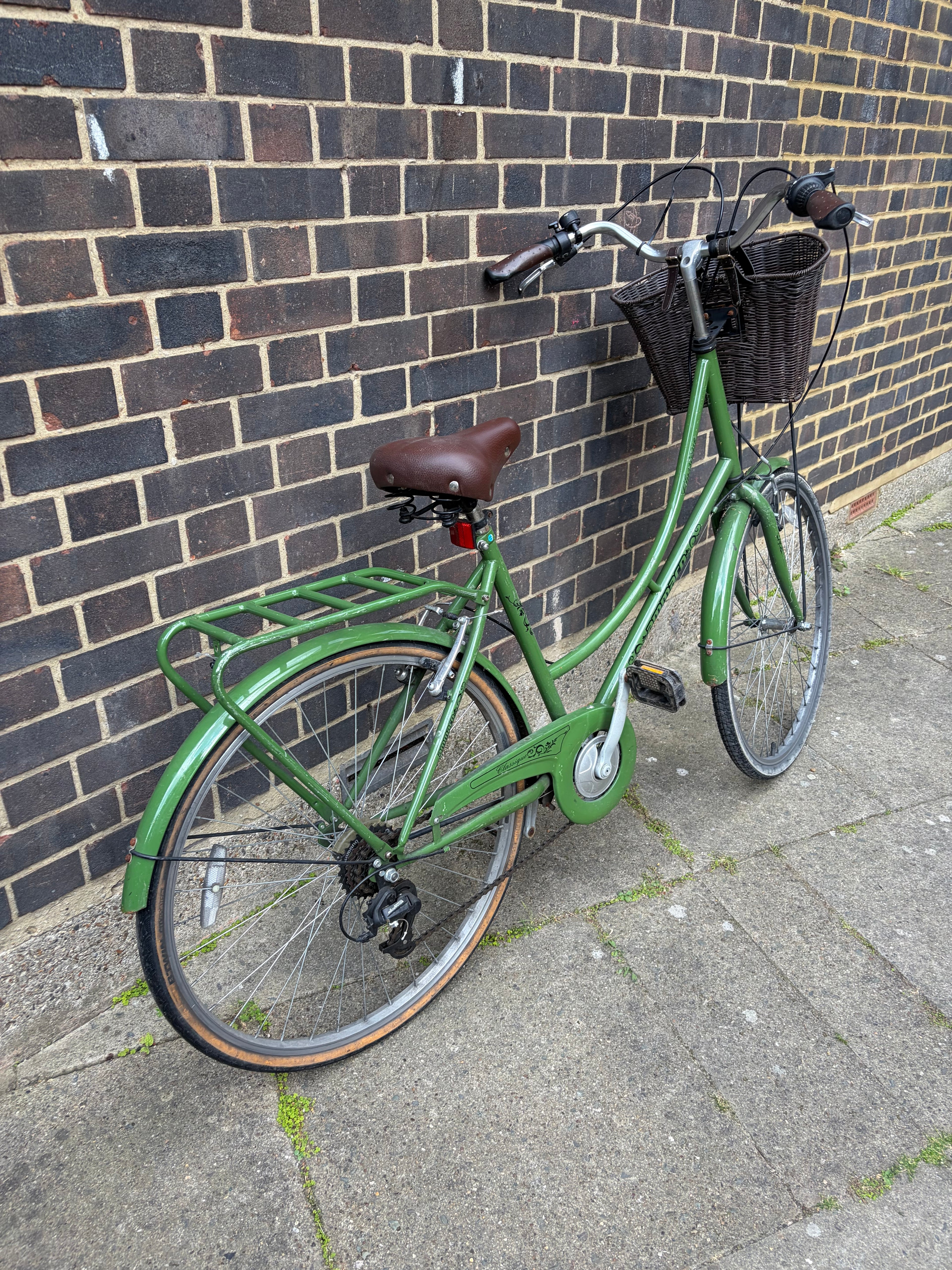 Ammaco Classique Vintage Style Ladies Hybrid Bike – Olive Green – 6-Speed