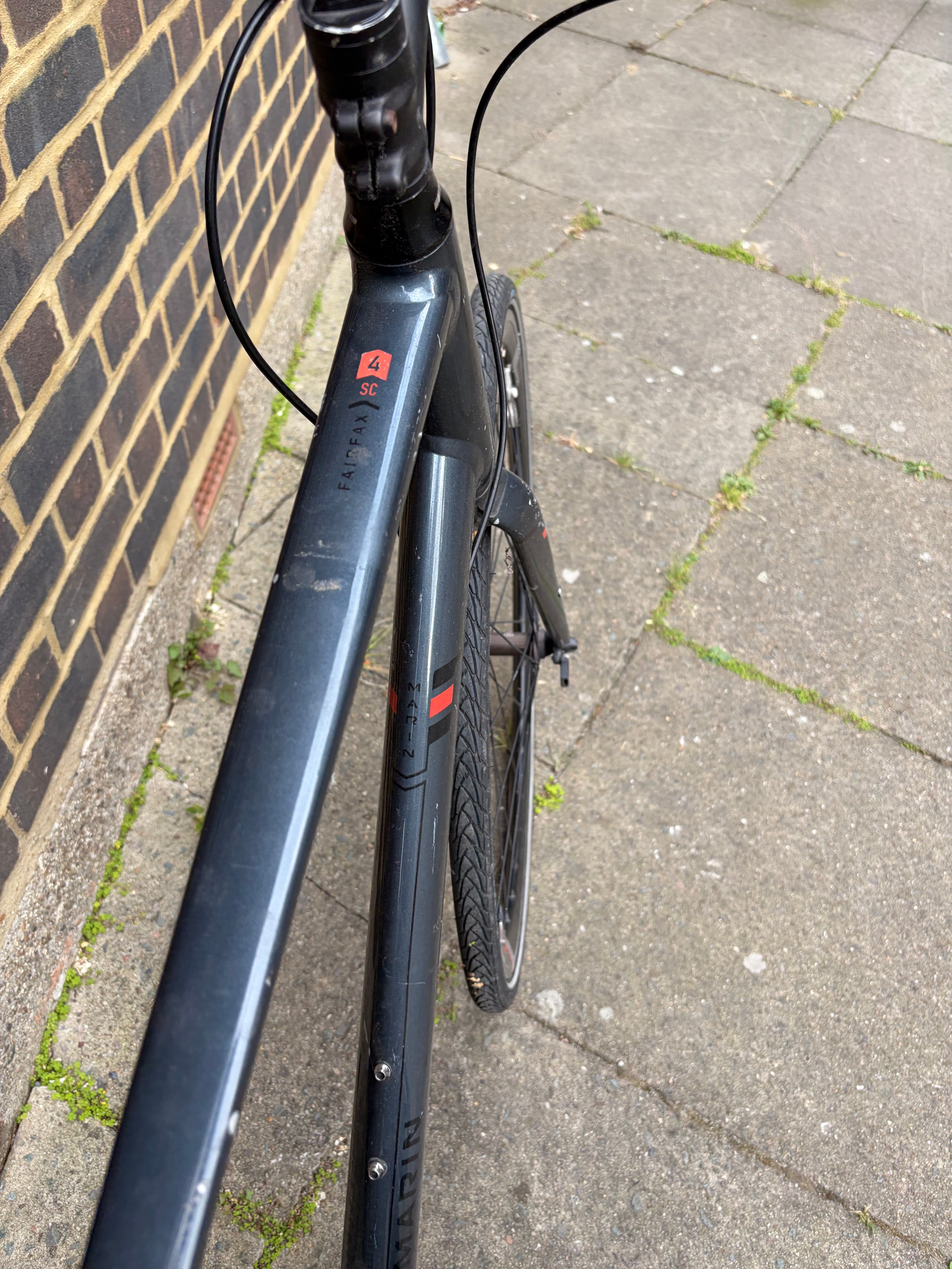 Marin Fairfax SC4 Belt Drive Commuter Bike – Carbon Belt & Shimano Nexus 8 (Medium)