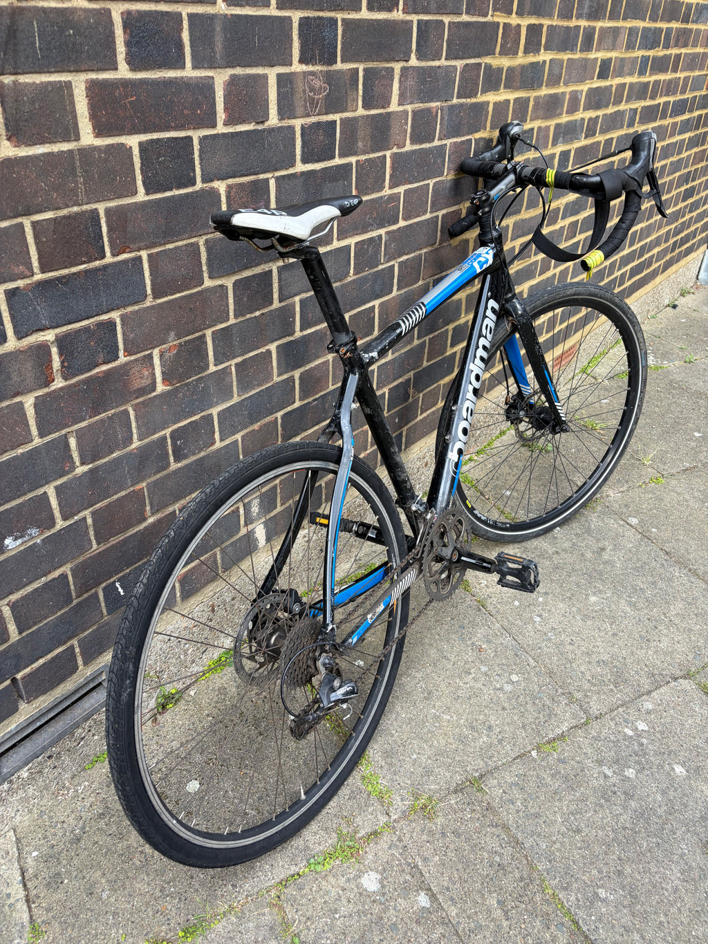 Boardman CX Comp 3XB Disc Gravel/Cyclocross Bike – Black/Blue (Large)